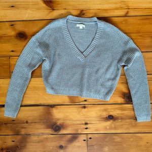 Aeropostale Shaker Stitch Cropped V-Neck Sweater
